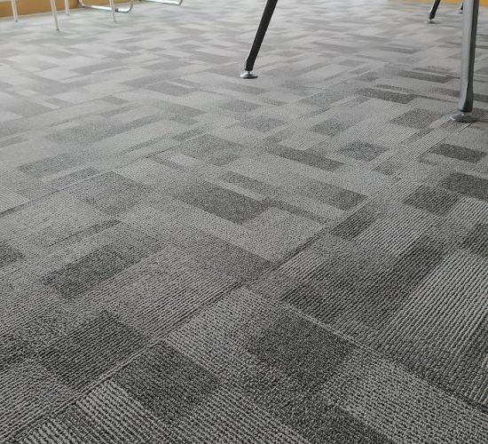 şişli 50x50 modern ofis karo halı kaplama 1