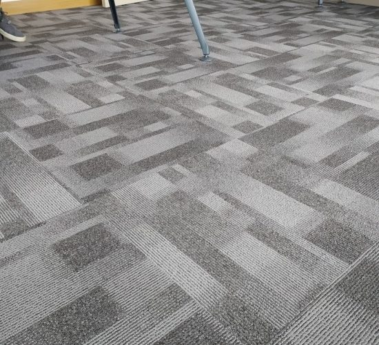 50x50 modern ofis karo halı kaplama sisli 04